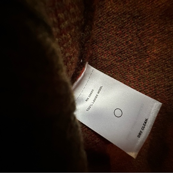 Pendleton Wool Geometric Patterned Sweater - Picture 4 of 5